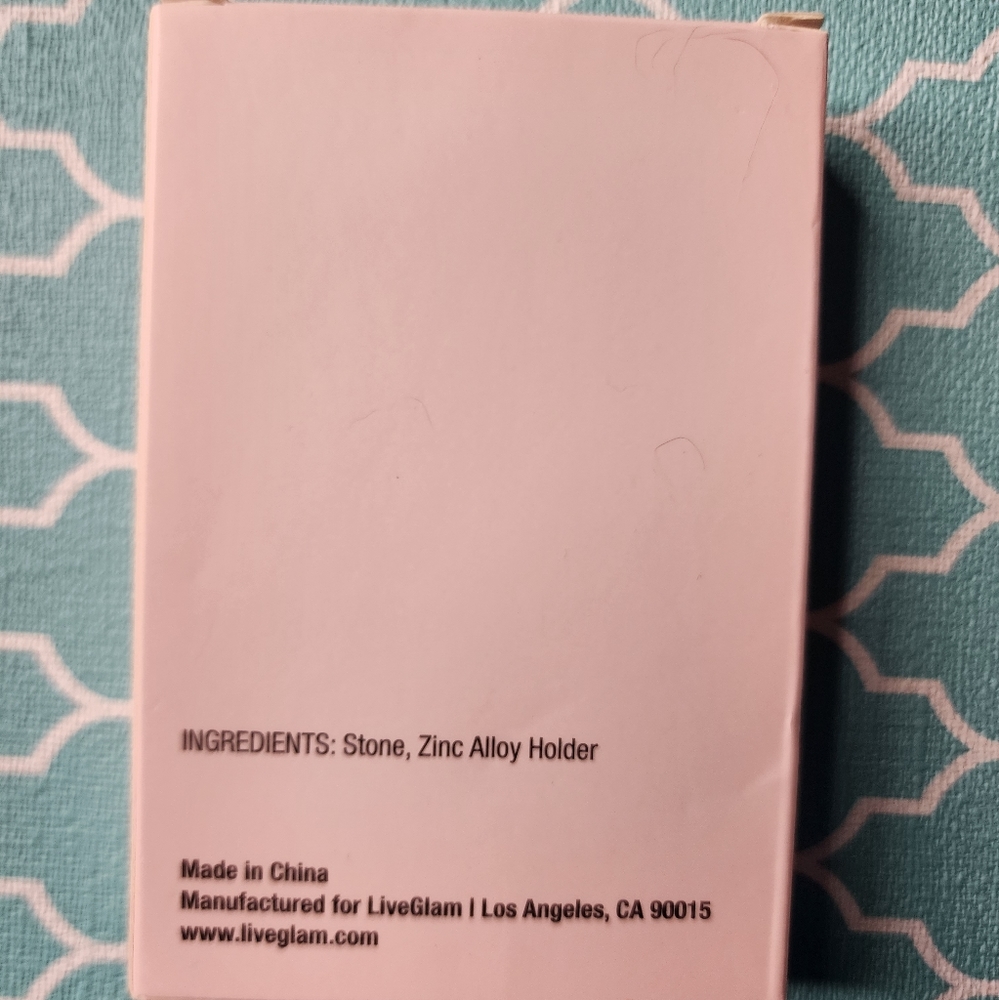 The Pink Rolling Stone Rose Quartz Facial Roller Rose Gold - Picture 3 of 4